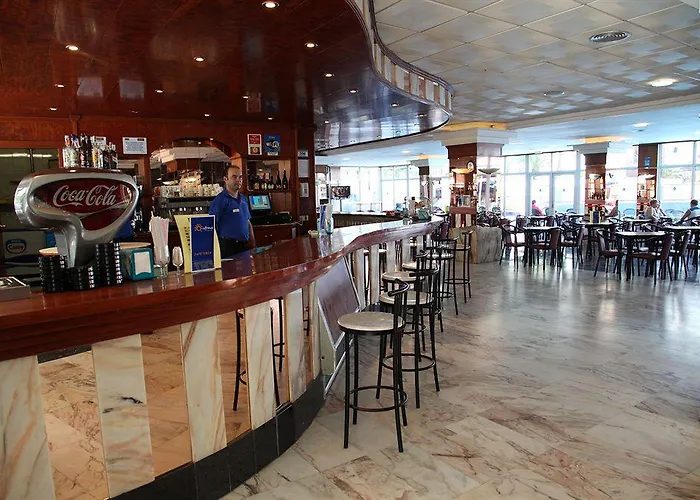 杜瑞德欧特酒店 萨洛